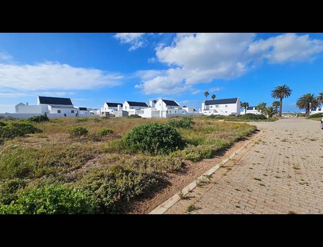 LAND FOR SALE IN LAMPIESBAAI